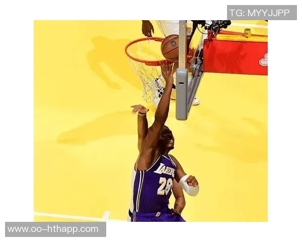 湖人新秀蒂耶罗首战表现平平黄蜂34号秀闪耀全场贡献13分7板